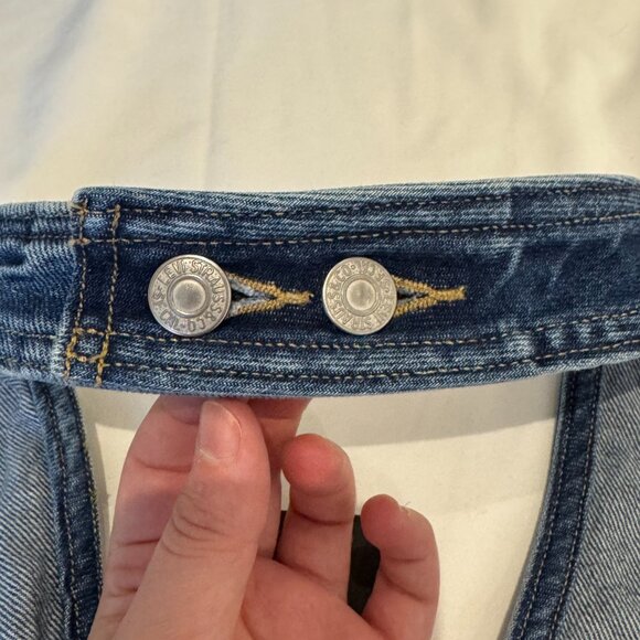 Levi's Daisy Denim Halter Crop Top - L - Picture 6 of 10